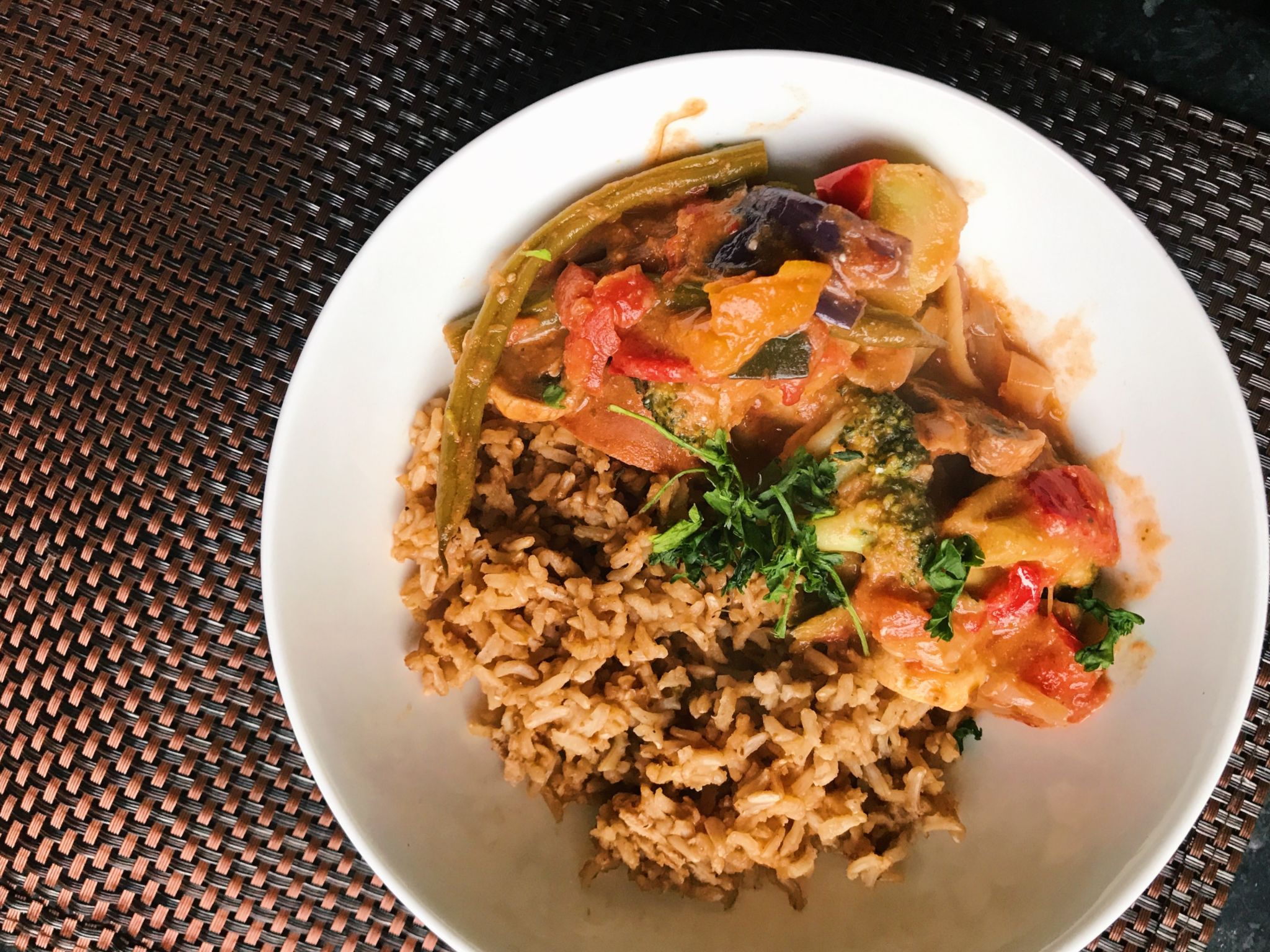 Thai Red Curry with Oriental Fried Rice (Ve)