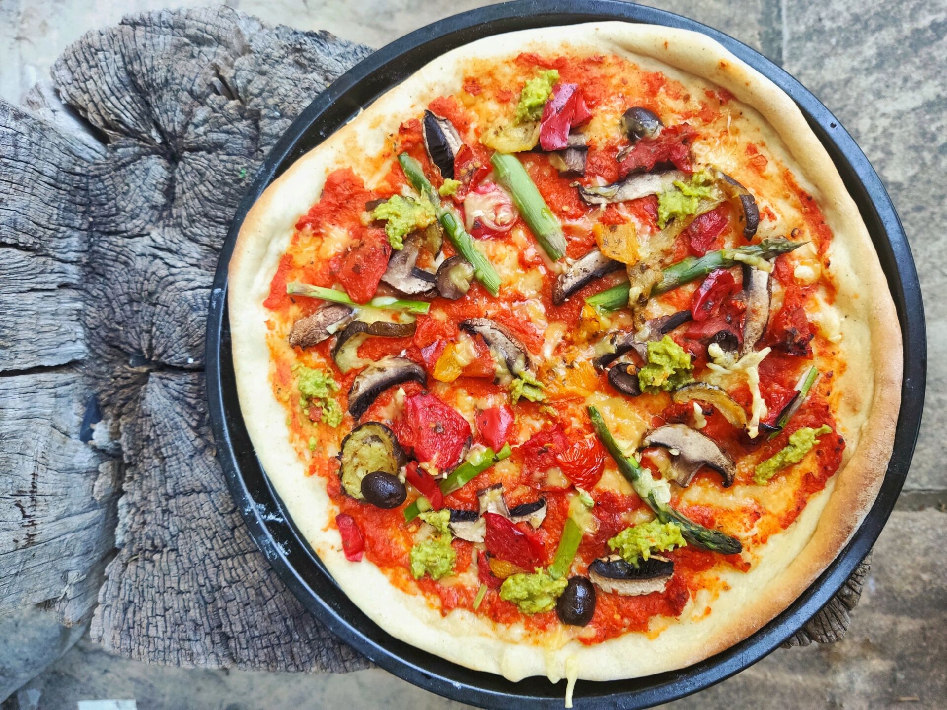 Homemade Vegan Pizza- easy dough recipe!